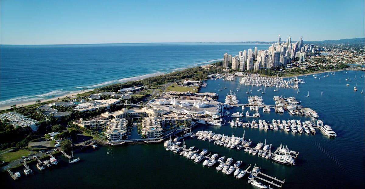 Piing dry cleaning and laundry service

 in Biggera Waters Australia